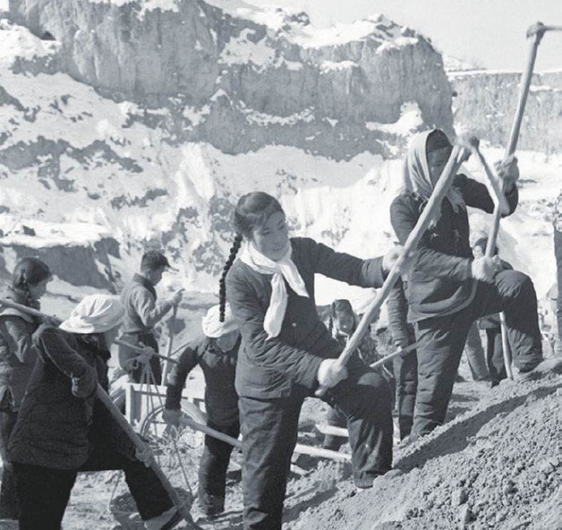 第2篇 红色热土 - 图1